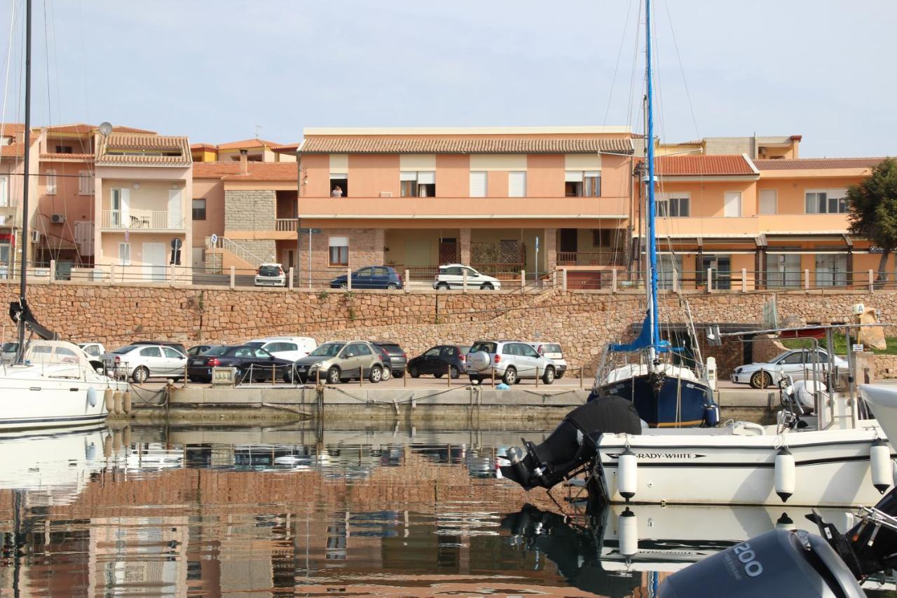 Borgo Spiaggia Vista Mare Isola Rossa Luaran gambar