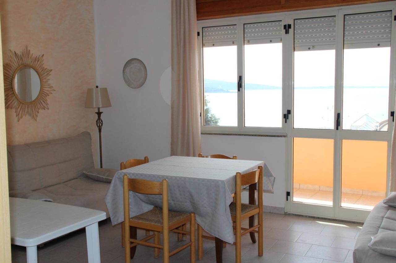 Borgo Spiaggia Vista Mare Isola Rossa Luaran gambar