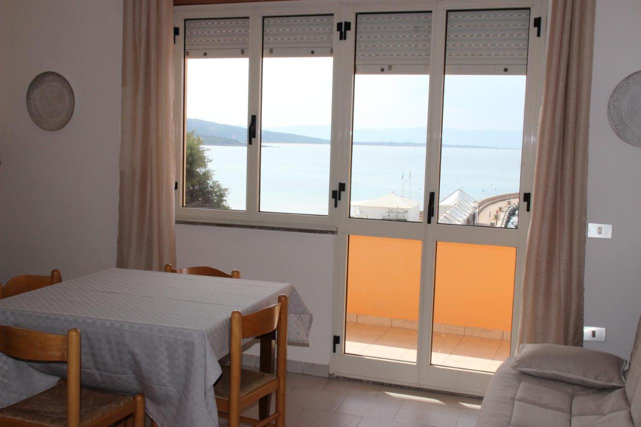Borgo Spiaggia Vista Mare Isola Rossa Luaran gambar