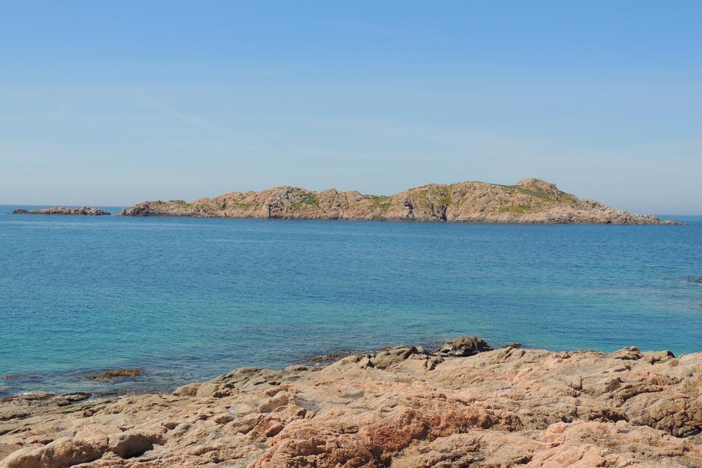 Borgo Spiaggia Vista Mare Isola Rossa Luaran gambar