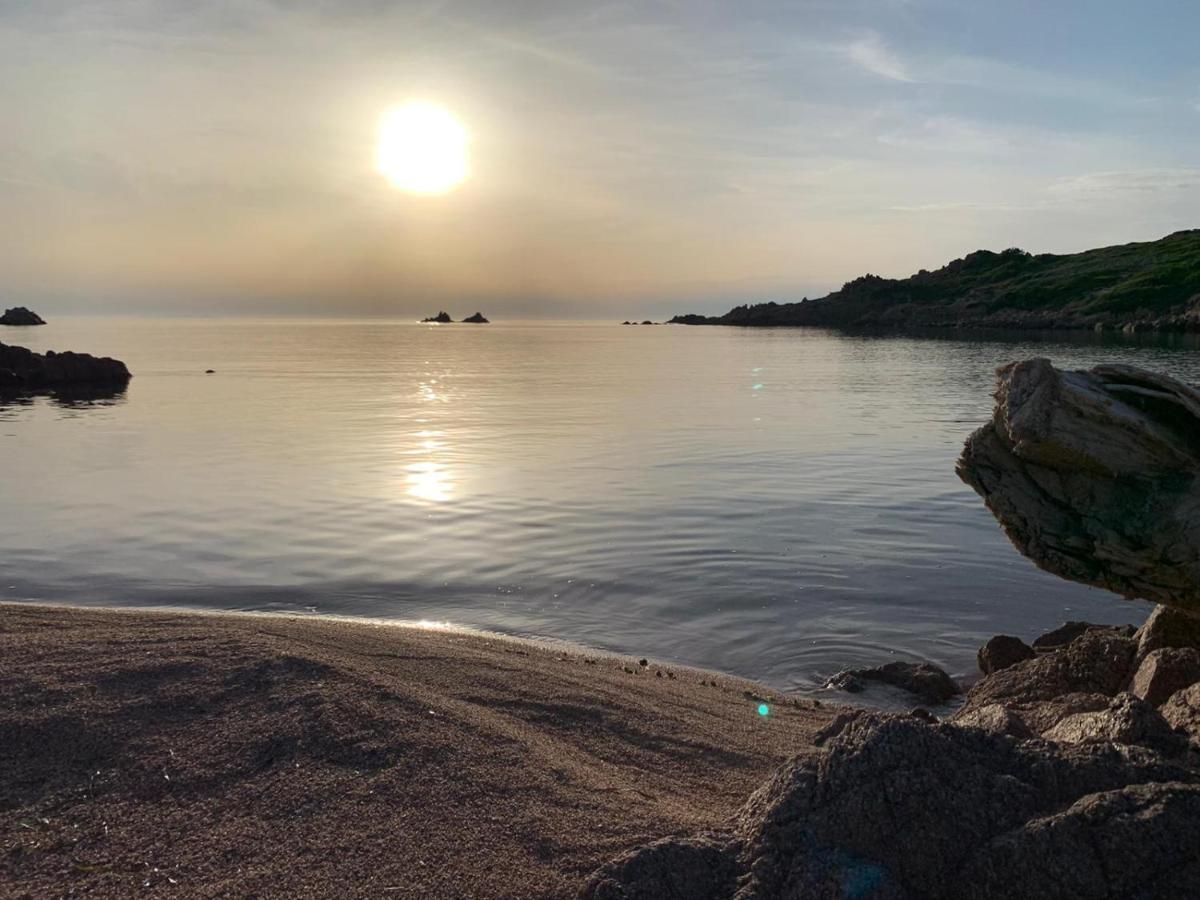 Borgo Spiaggia Vista Mare Isola Rossa Luaran gambar