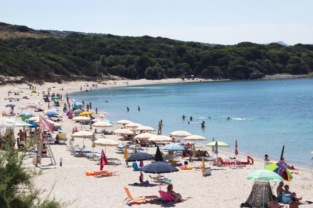 Borgo Spiaggia Vista Mare Isola Rossa Luaran gambar